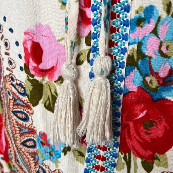 Bila Tank Top Jessica Sleeveless Tie Neck Blouse Bohemian Floral Cream Medium M - Picture 9 of 17